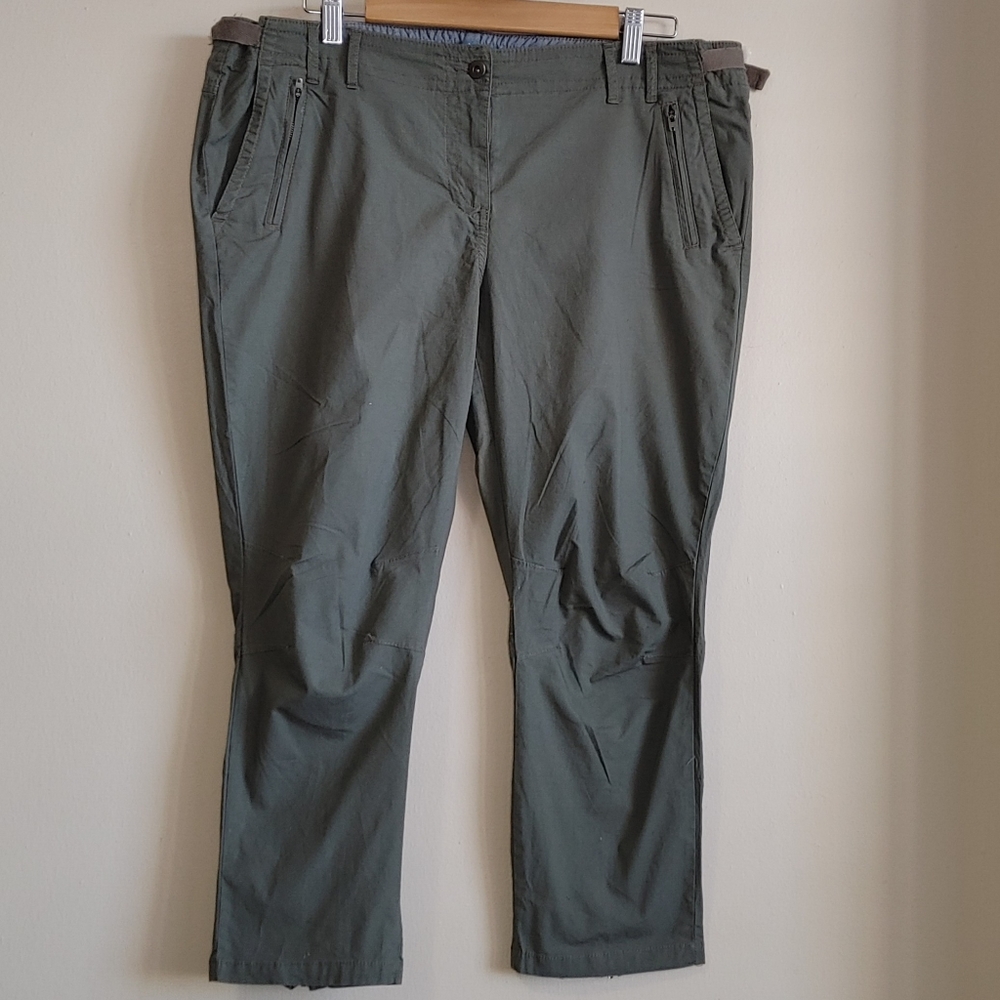 Fleur Bleue Army Green Cropped Pants Size 14